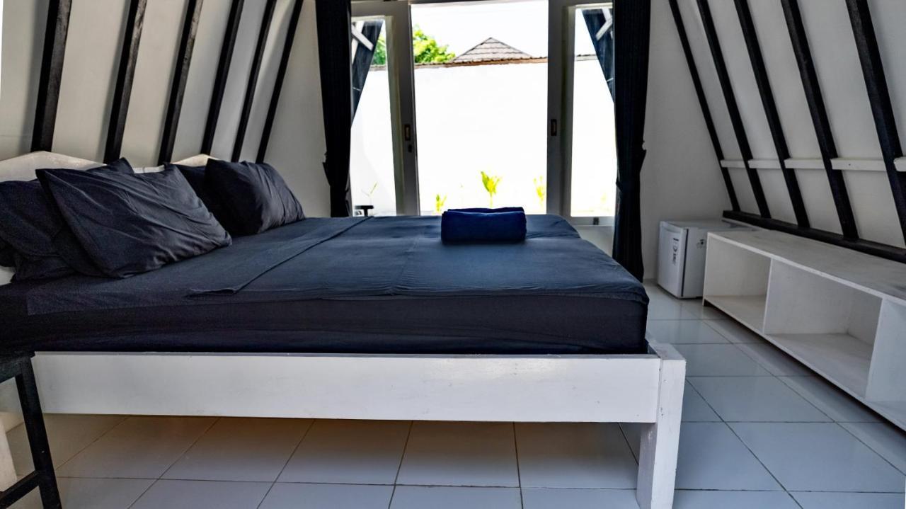 Sanctum Dive Bungalows With Private Pool Джили Трауанган Екстериор снимка
