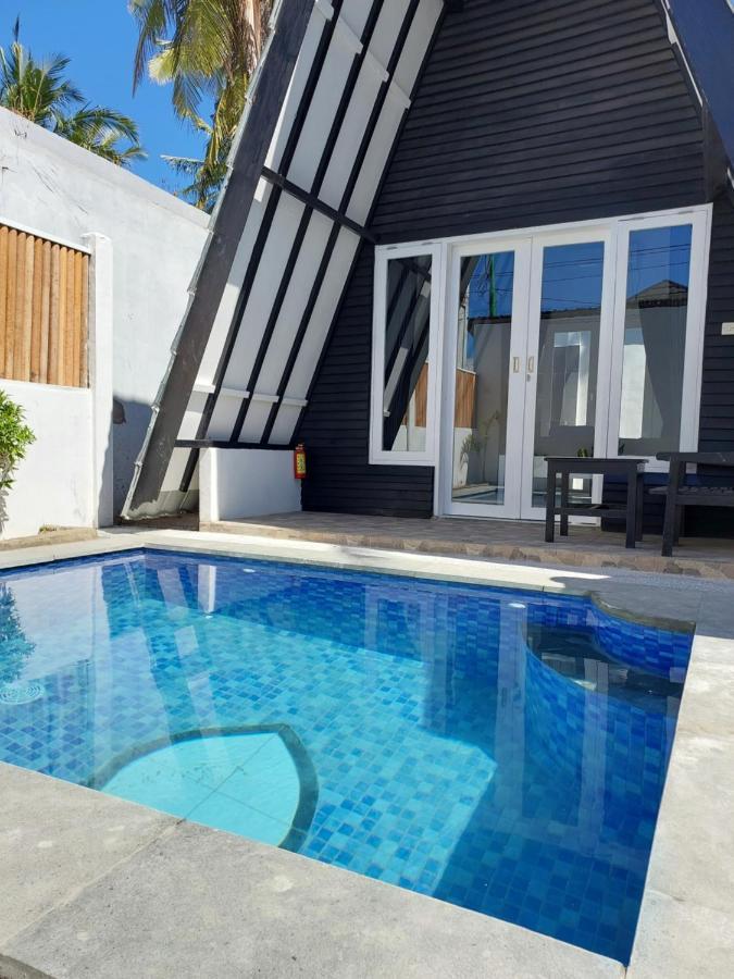 Sanctum Dive Bungalows With Private Pool Джили Трауанган Екстериор снимка